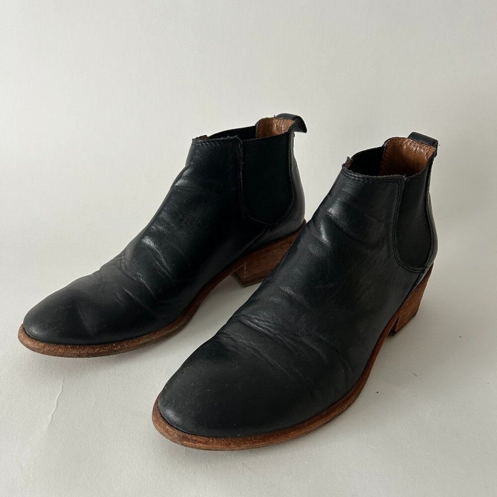 Frye ankle bootie - Picture 2 of 5